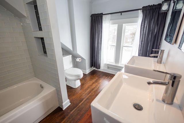 694 Wilson Avenue, Columbus, OH 43205