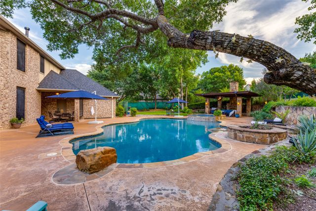 114 Southwest Drive, Aledo, TX 76008