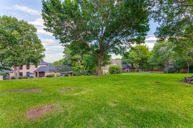 114 Southwest Drive, Aledo, TX 76008
