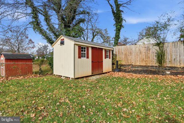 7024 LEE PARK CT, Falls Church, VA 22042