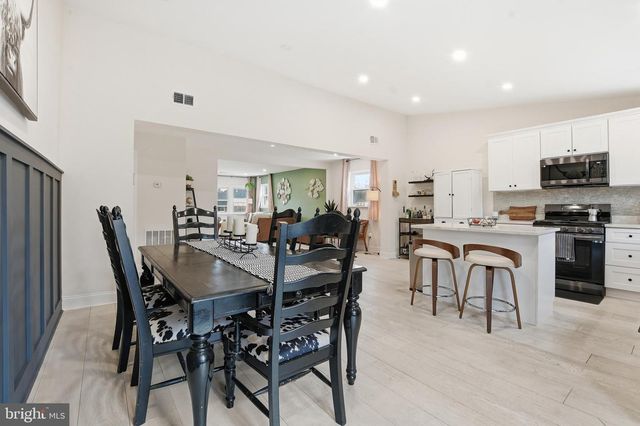 7024 LEE PARK CT, Falls Church, VA 22042