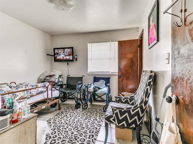 213 NW 82nd Street, Oklahoma City, OK 73114