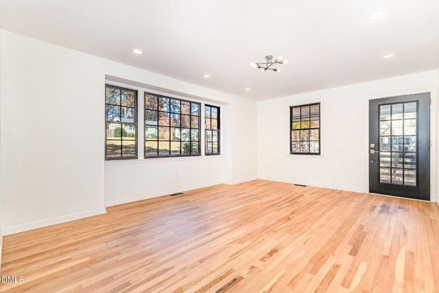 608 Dennis Avenue, Raleigh, NC 27604