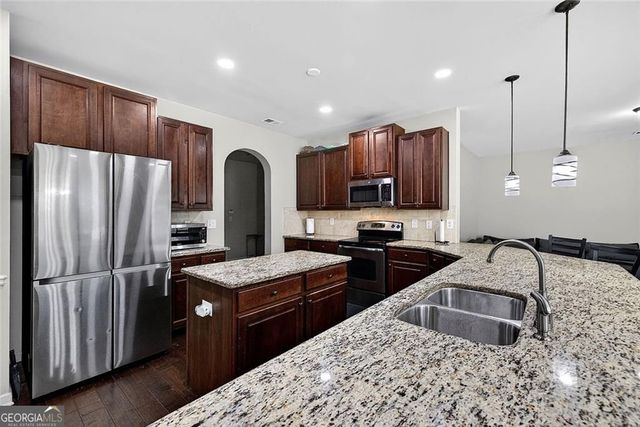 4248 Caveat Court, Fairburn, GA 30213