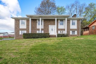 111 Edgewood Circle, Fort Oglethorpe, GA 30742