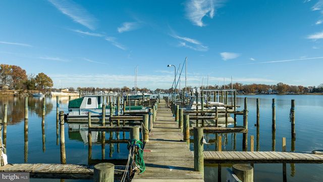 1058 SHORE DR, Colonial Beach, VA 22443