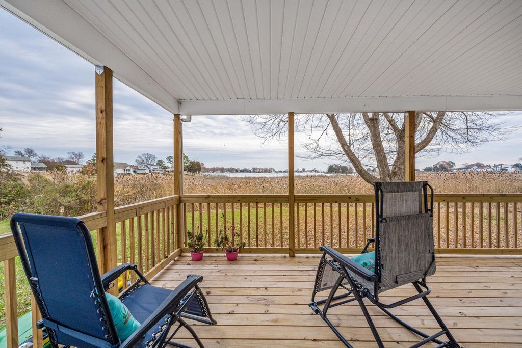 1058 SHORE DR, Colonial Beach, VA 22443