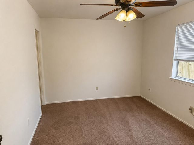 8205 W Gate BLVD B, Austin, TX 78745