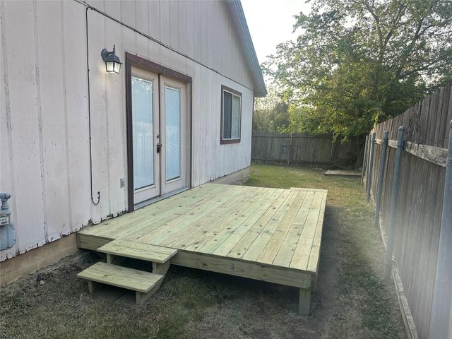 8205 W Gate BLVD B, Austin, TX 78745