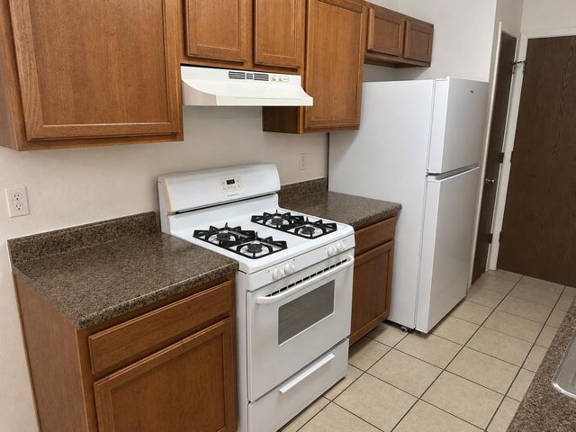 8205 W Gate BLVD B, Austin, TX 78745
