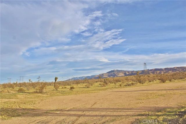 0 Desert View, Apple Valley, CA 92308