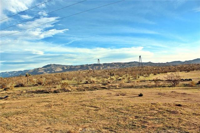 0 Desert View, Apple Valley, CA 92308