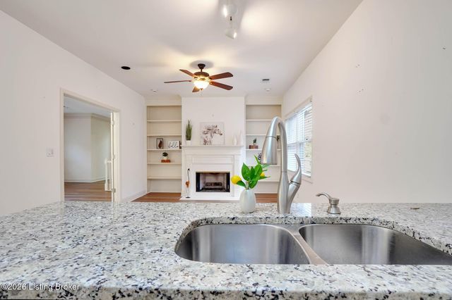3742 Hurstbourne Ridge Blvd, Louisville, KY 40299