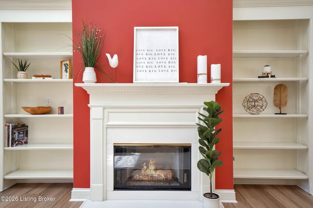 3742 Hurstbourne Ridge Blvd, Louisville, KY 40299