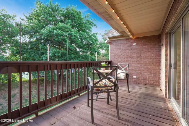 3742 Hurstbourne Ridge Blvd, Louisville, KY 40299