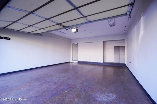 3742 Hurstbourne Ridge Blvd, Louisville, KY 40299