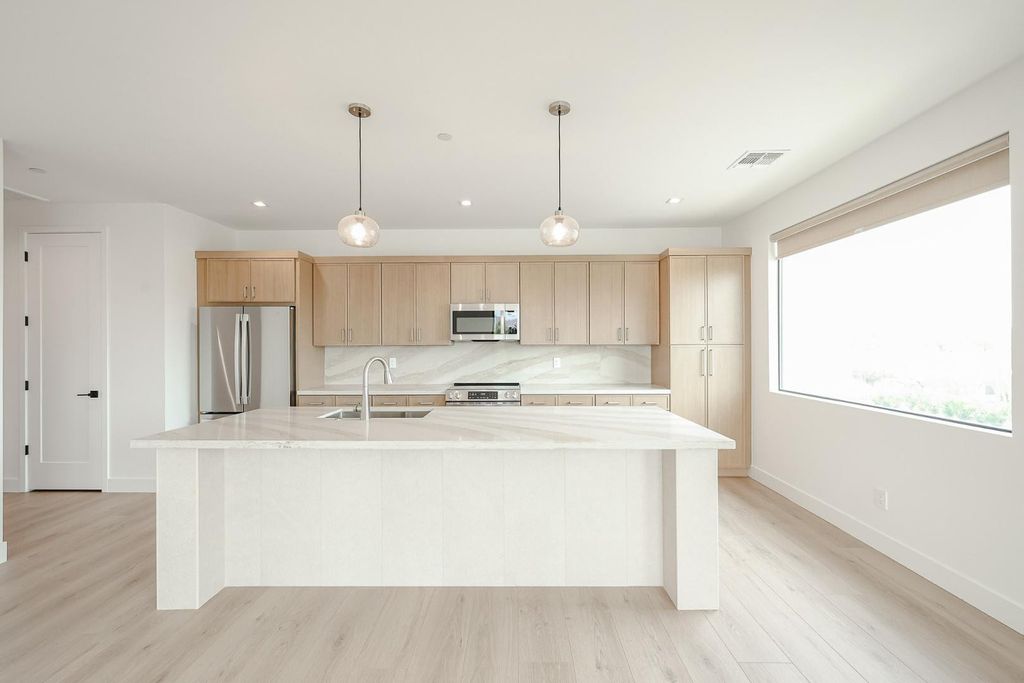15006 N Ivory Drive 201, Fountain Hills, AZ 85268