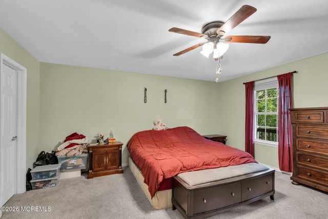 1 Woodland Avenue, Cream Ridge, NJ 08514
