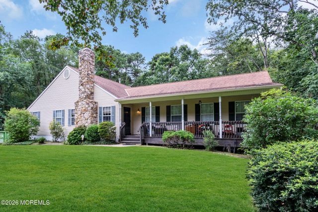 1 Woodland Avenue, Cream Ridge, NJ 08514
