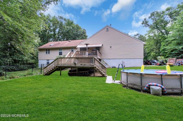 1 Woodland Avenue, Cream Ridge, NJ 08514