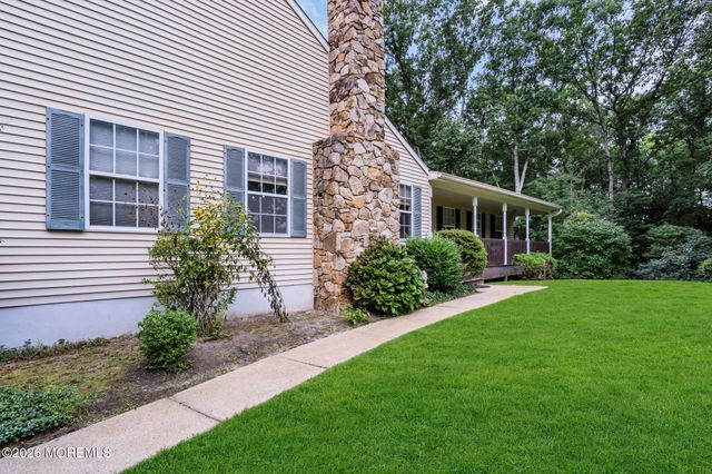 1 Woodland Avenue, Cream Ridge, NJ 08514