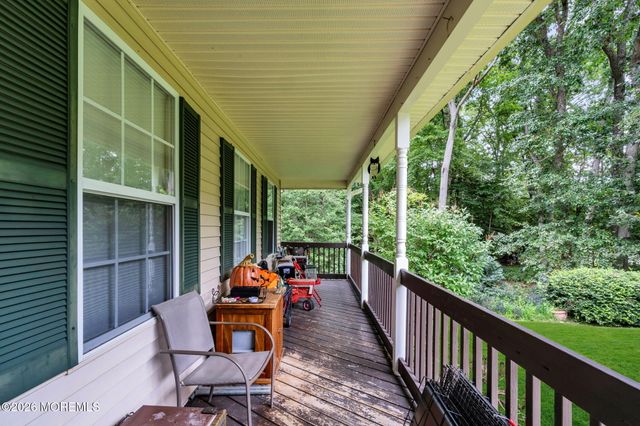 1 Woodland Avenue, Cream Ridge, NJ 08514