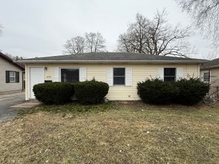 4089 Willow Street, Hobart, IN 46342