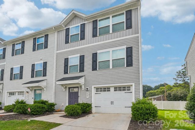 2041 Langer Street, Charlotte, NC 28214