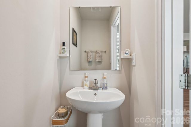 2041 Langer Street, Charlotte, NC 28214