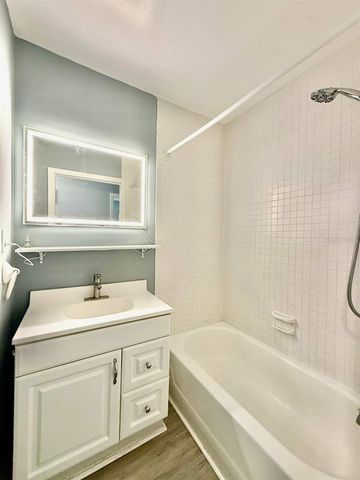 1912 N HIGHLAND AVENUE, Clearwater, FL 33755