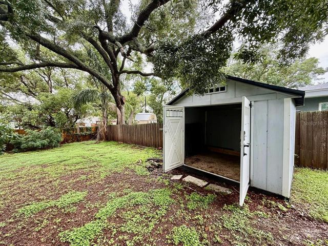 1912 N HIGHLAND AVENUE, Clearwater, FL 33755