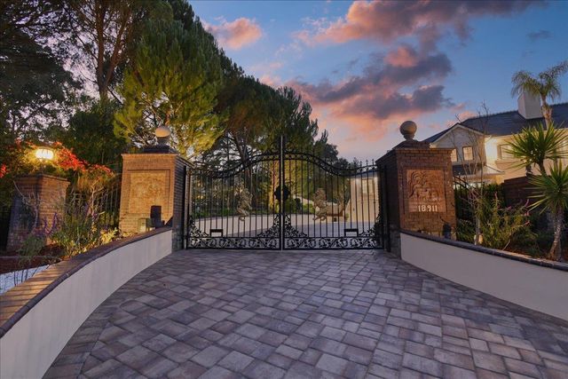 18911 Decatur Road, Los Gatos, CA 95030