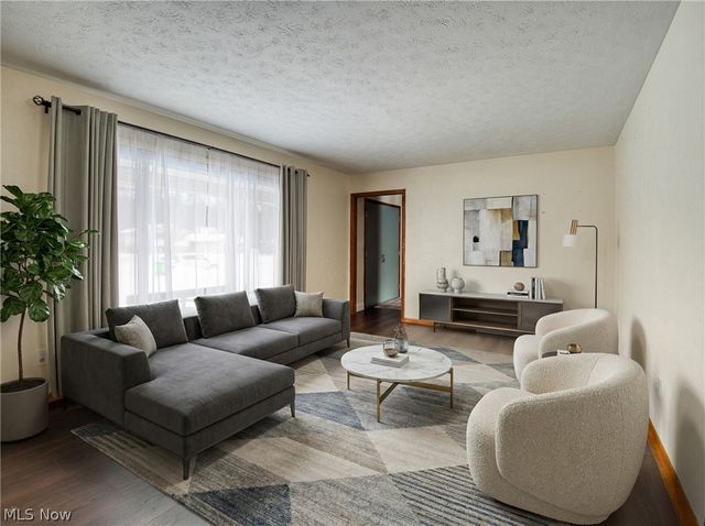 32625 Surrey Lane, Avon Lake, OH 44012