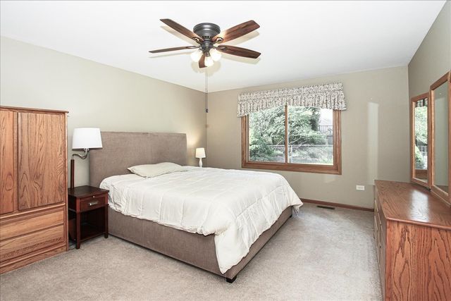 2039 Belvidere Line Drive, Elgin, IL 60123