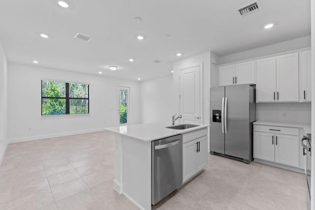 4291 Efendi Drive, Lantana, FL 33462