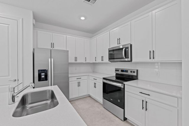 4291 Efendi Drive, Lantana, FL 33462