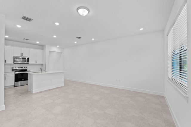 4291 Efendi Drive, Lantana, FL 33462