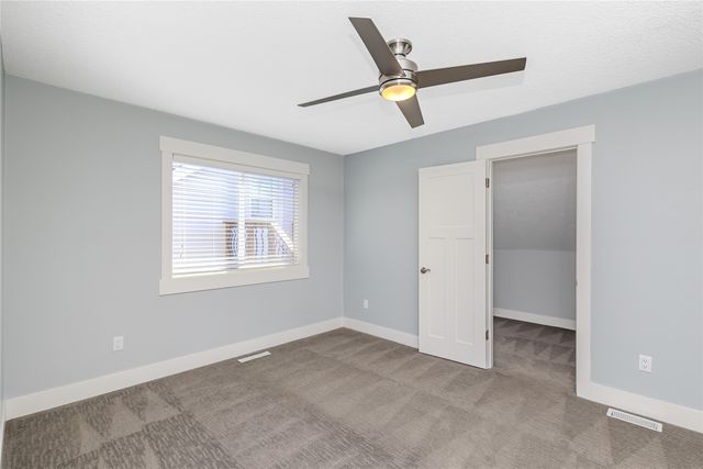 6810 Coburn Lane, Johnston, IA 50131