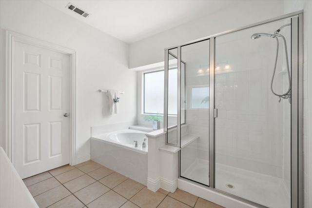 6945 Shoreview Drive, Grand Prairie, TX 75054