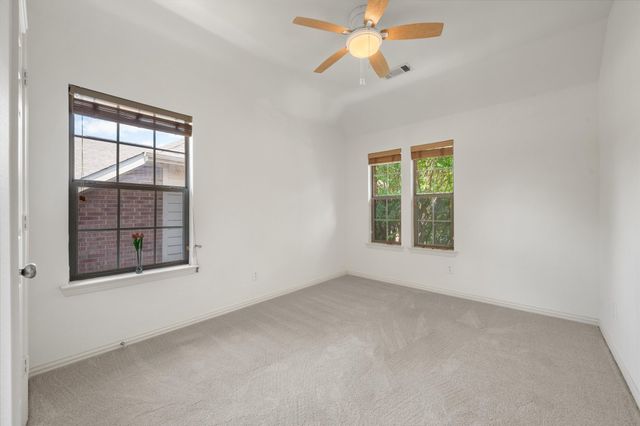6945 Shoreview Drive, Grand Prairie, TX 75054