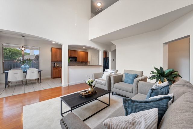 6945 Shoreview Drive, Grand Prairie, TX 75054