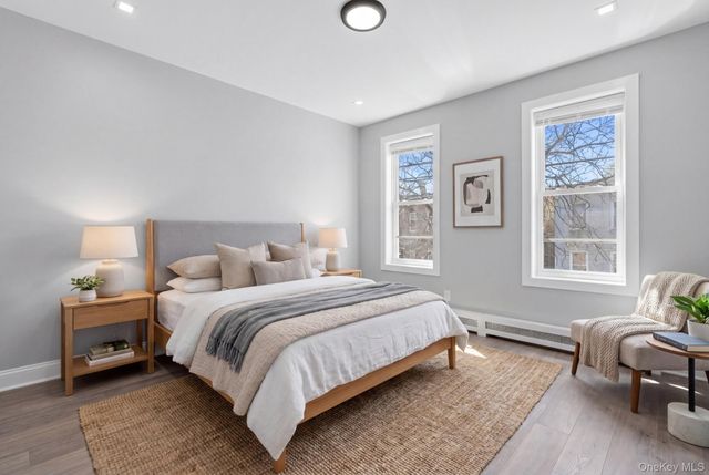 651 Saint Lawrence Avenue, Bronx, NY 10473