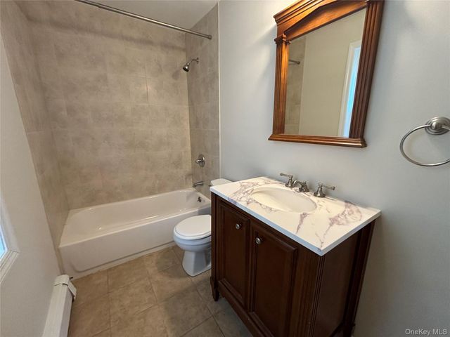 55 Waverly Avenue, Smithtown, NY 11787