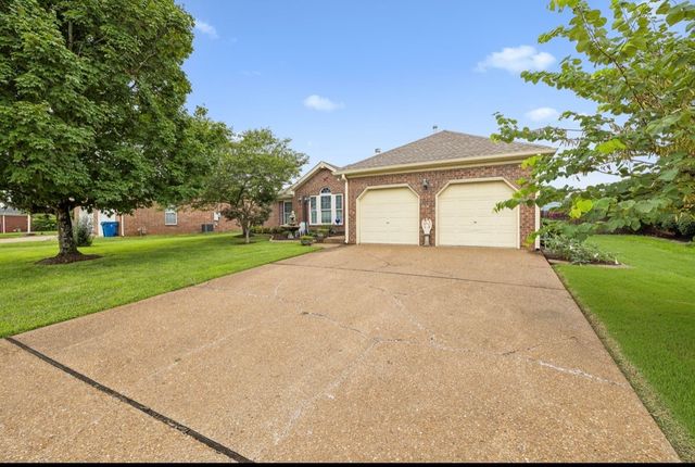 410 Addie Dr, Smyrna, TN 37167