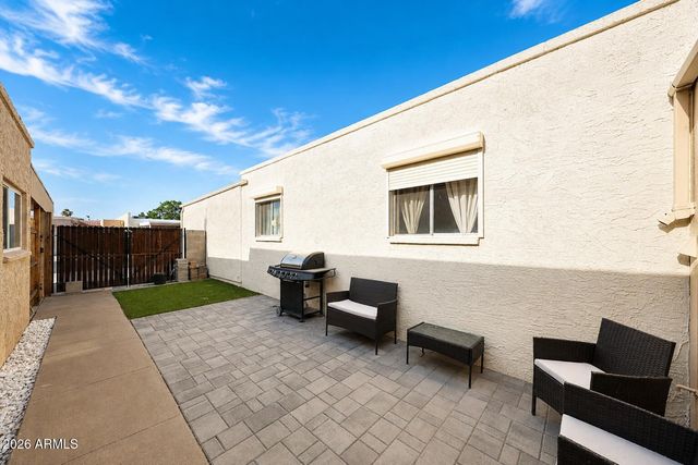 2209 N RECKER Road, Mesa, AZ 85215