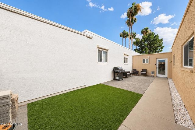 2209 N RECKER Road, Mesa, AZ 85215