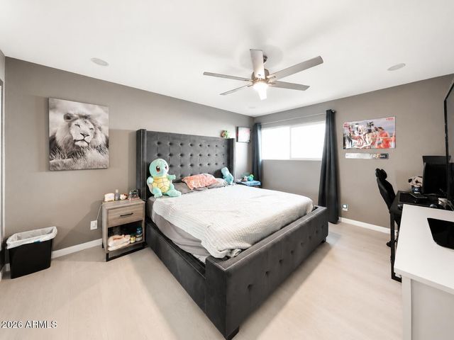 2209 N RECKER Road, Mesa, AZ 85215