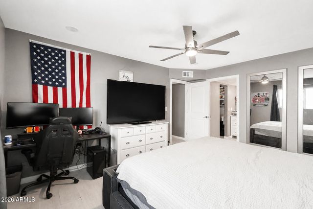 2209 N RECKER Road, Mesa, AZ 85215