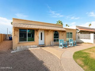 2209 N RECKER Road, Mesa, AZ 85215