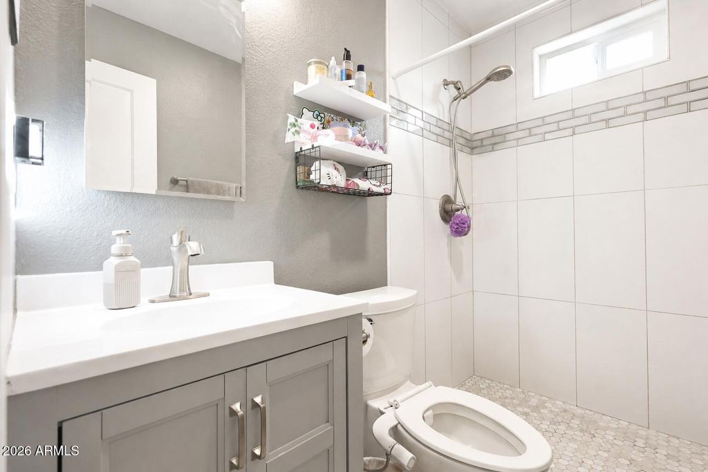 Image 20 of property listing at 2209 N RECKER Road, Mesa, AZ 85215